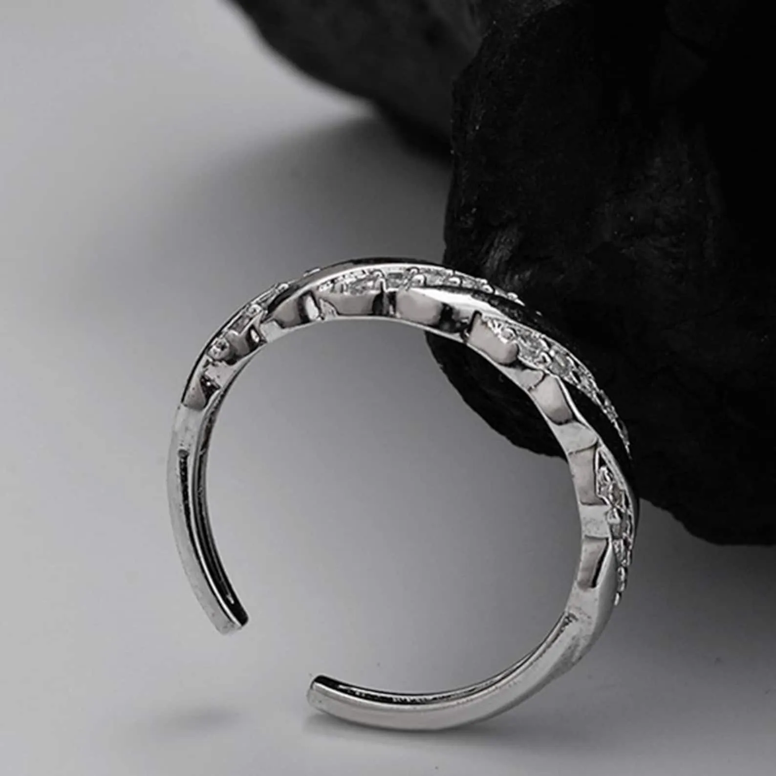 Twist Band Diamond Ring, Adjustable Silver Cuff, Chic Index Finger Jewelry - Image 2