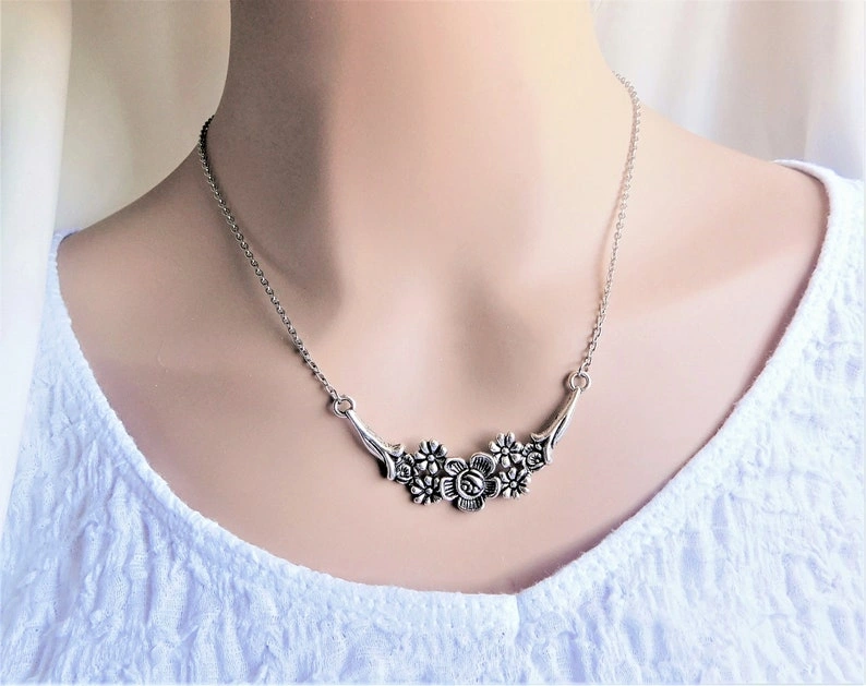 Floral Necklace | Antique Silver | Pewter - Image 3