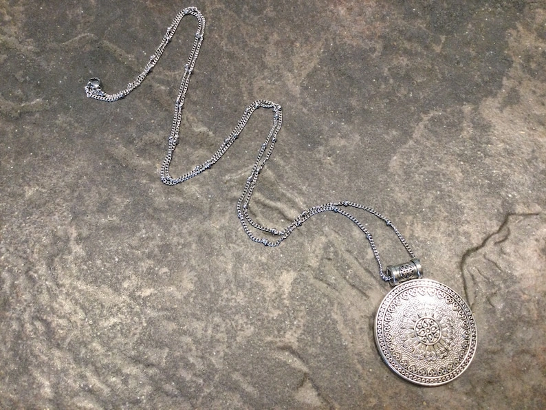 CLEARANCE Extra Long Silver Medallion Circle necklace with stainless steel Satellite chain - Image 2