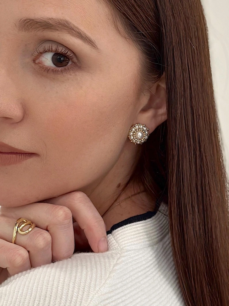 Pearl studs earrings freshwater pearl Handmade White small earrings shell Pearl minimalist studs Bride earrings - Image 2
